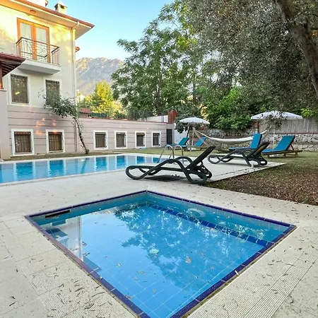 Cem Luxury - Private Pool - Oludeniz, فتحية