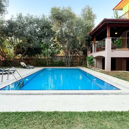 ヴィラ Cem Luxury - Private Pool - Oludeniz, フェティエ